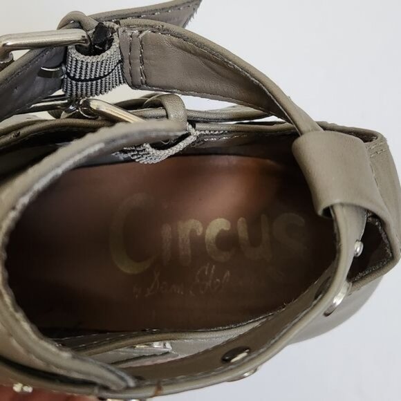 Circus by Sam Edelman Women's Henna Ankle Bootie Putty 7 - Picture 3 of 11